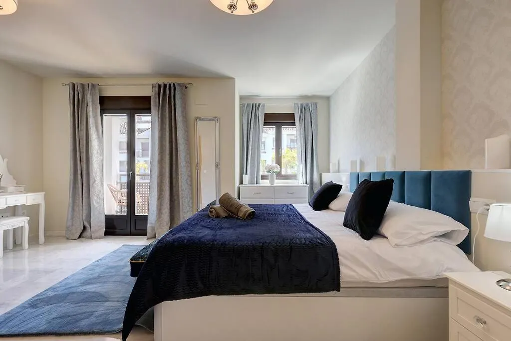 Stunning Modern Townhouse In Riviera Del Sol Διαμέρισμα Μάλαγα