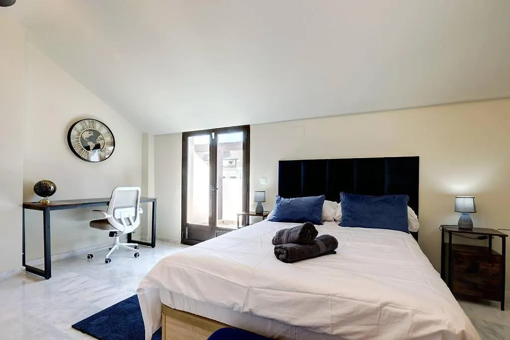 말라가 Stunning Modern Townhouse In Riviera Del Sol 아파트