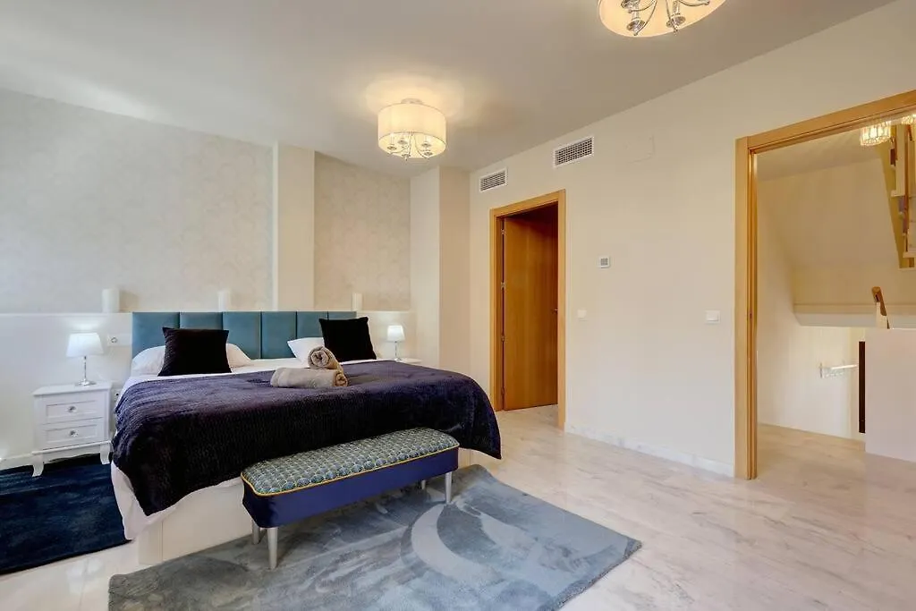 Ferienwohnung Stunning Modern Townhouse In Riviera Del Sol Málaga